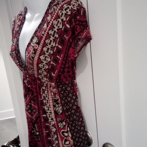 Boho Tunic Dress Plunge Neckline Red/Black Geo Pattern Dolman Sleeve - Picture 5 of 12